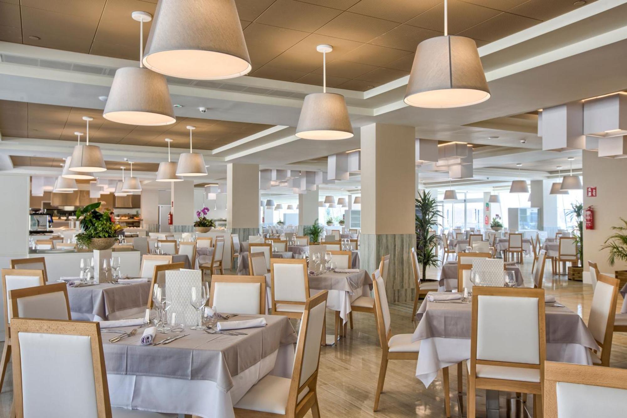 Four Points By Sheraton Costa Blanca Villas Бенидорм Екстериор снимка
